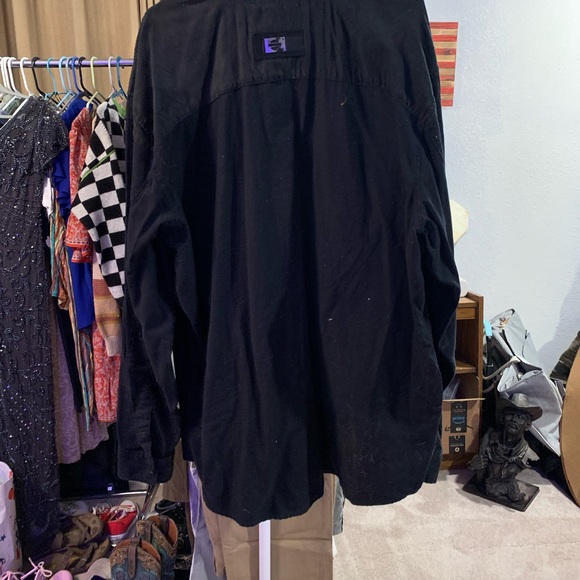 Harley-Davidson Black and Gold Shirt - Picture 6 of 6